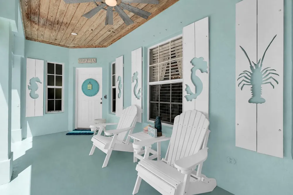 10831 SE Pinegrove Street Tequesta, FL 33469