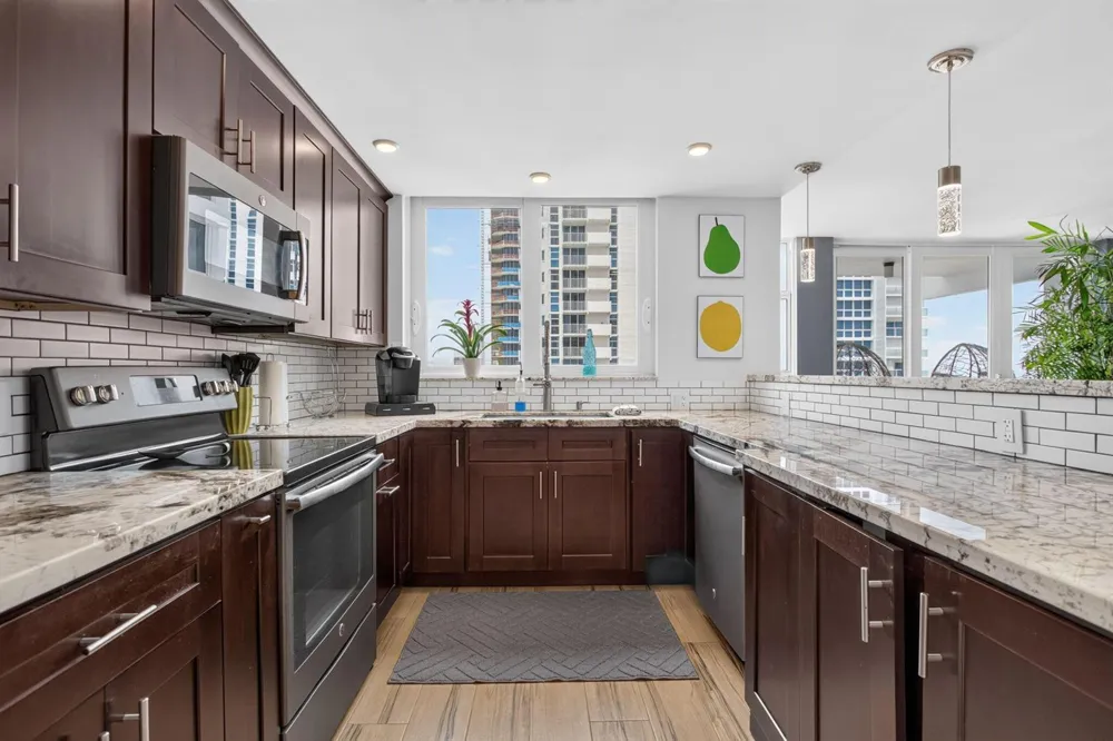 1370 S OCEAN BOULEVARD #1705 Pompano Beach, FL 33062