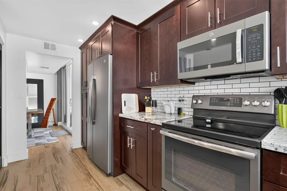 1370 S OCEAN BOULEVARD #1705 Pompano Beach, FL 33062