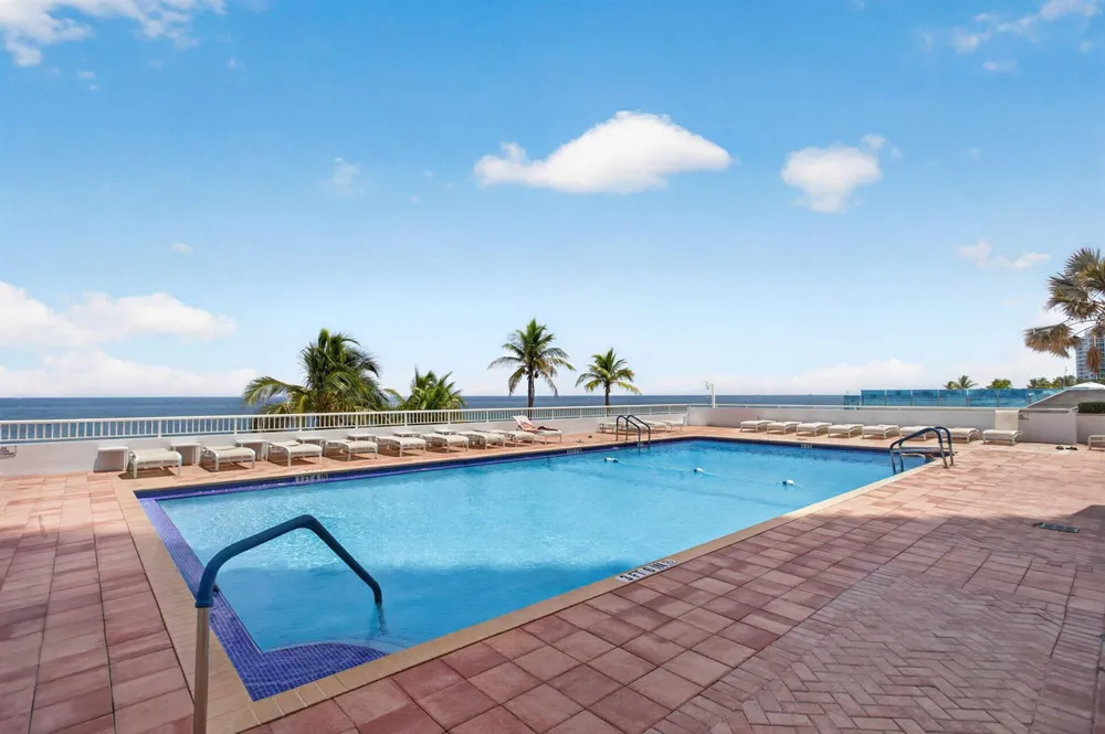 1370 S OCEAN BOULEVARD #1705 Pompano Beach, FL 33062
