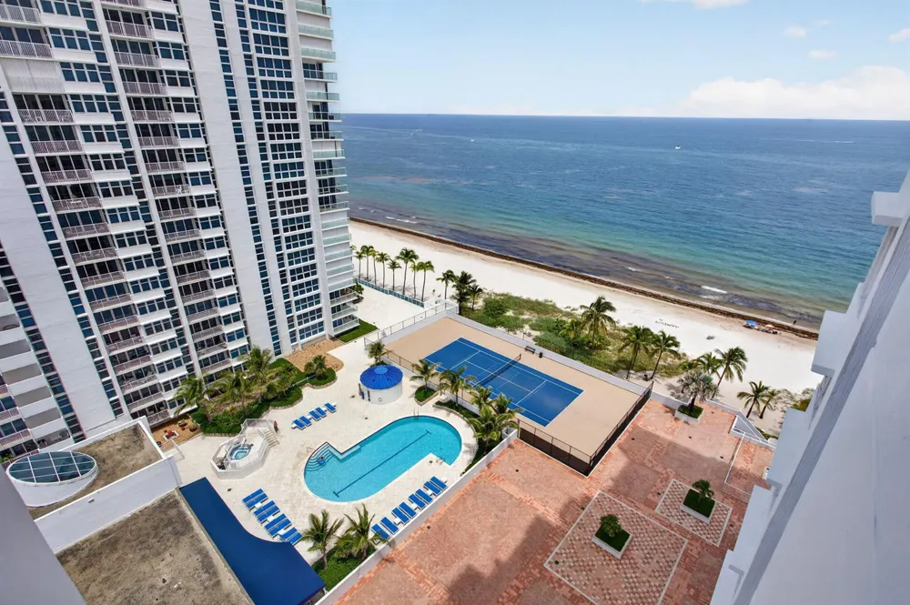1370 S OCEAN BOULEVARD #1705 Pompano Beach, FL 33062
