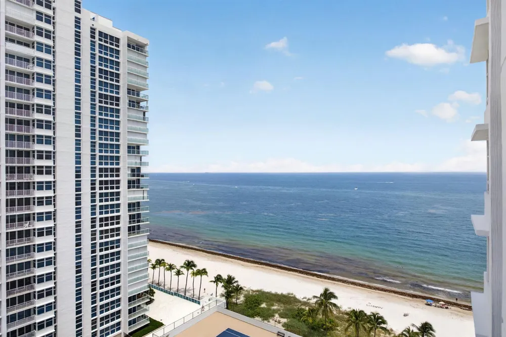 1370 S OCEAN BOULEVARD #1705 Pompano Beach, FL 33062
