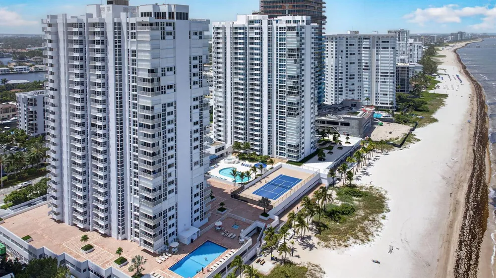 1370 S OCEAN BOULEVARD #1705 Pompano Beach, FL 33062