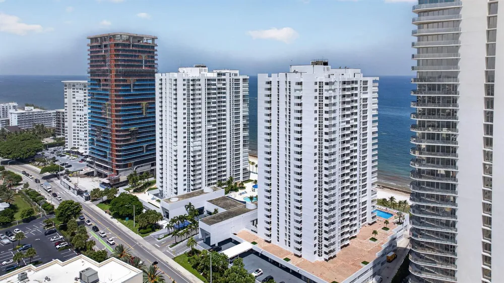1370 S OCEAN BOULEVARD #1705 Pompano Beach, FL 33062