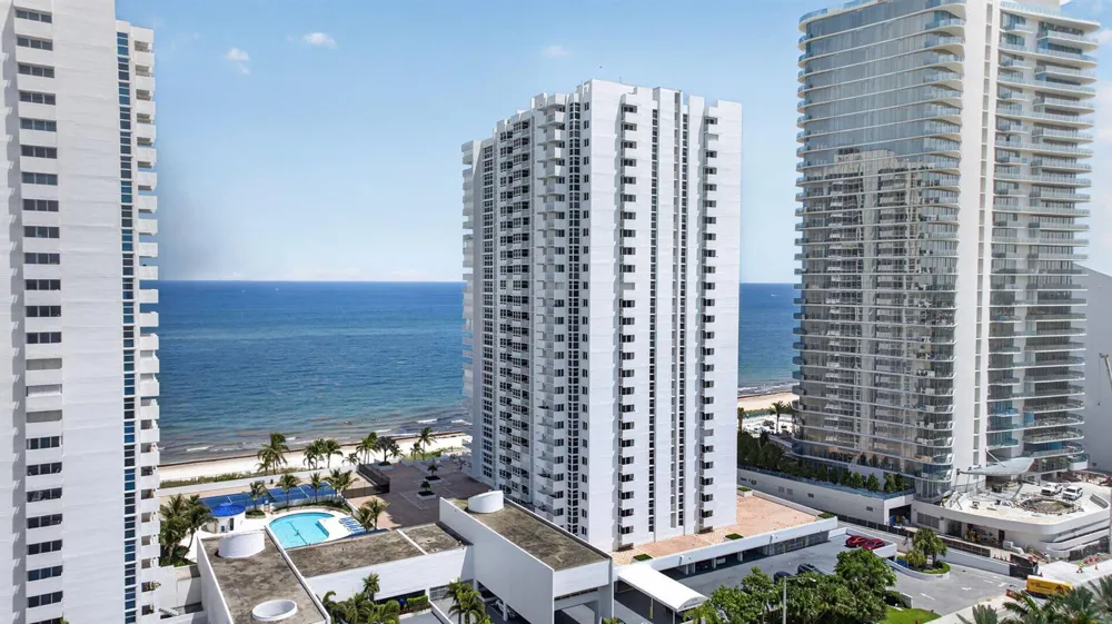 1370 S OCEAN BOULEVARD #1705 Pompano Beach, FL 33062