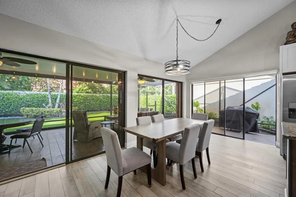 2895 FARRAGUT LANE West Palm Beach, FL 33409