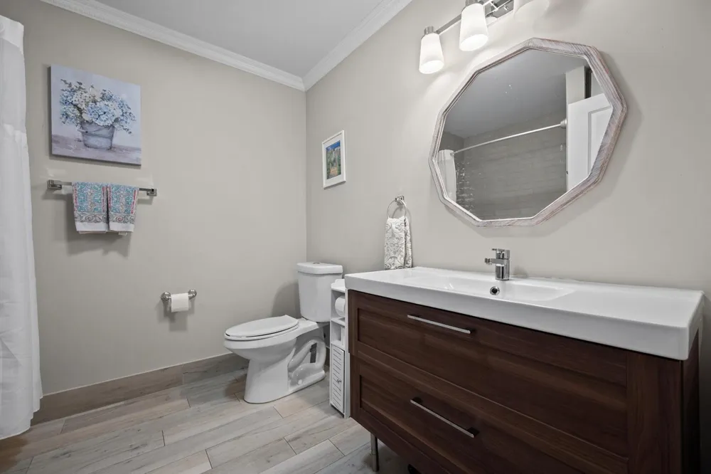 2895 FARRAGUT LANE West Palm Beach, FL 33409