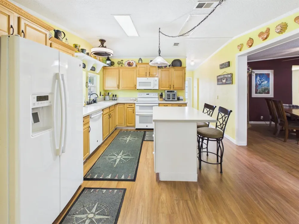 501 NE 8TH AVENUE Okeechobee, FL 34972