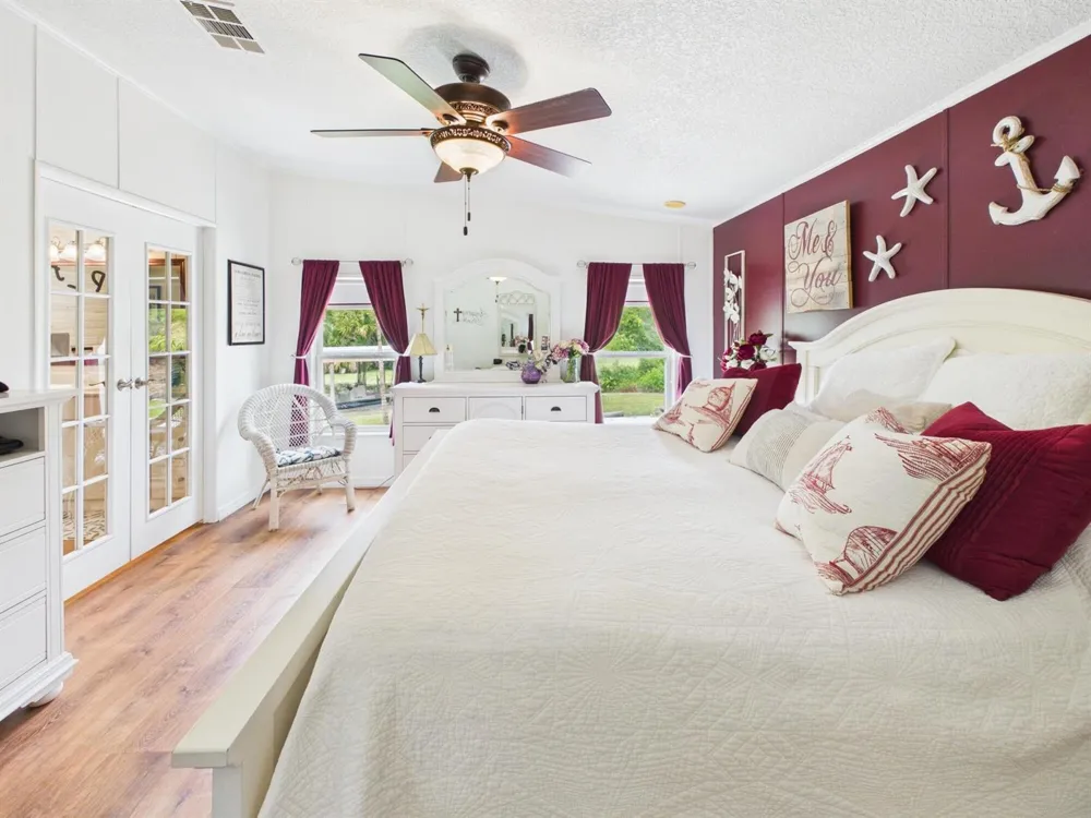 501 NE 8TH AVENUE Okeechobee, FL 34972