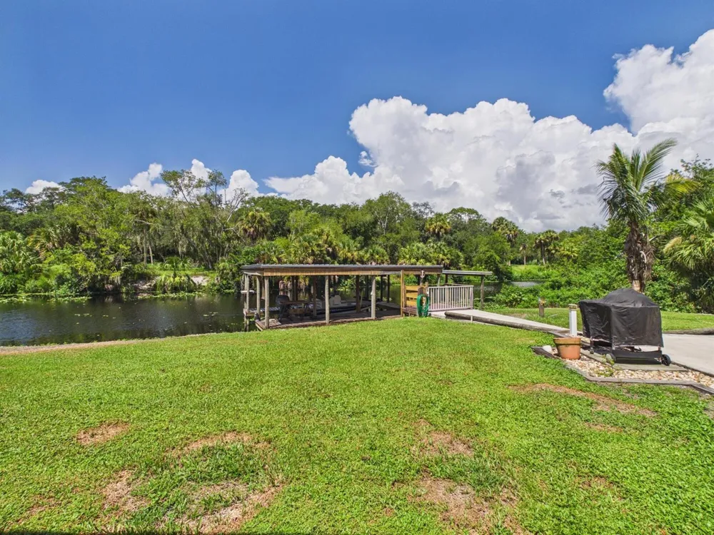 501 NE 8TH AVENUE Okeechobee, FL 34972