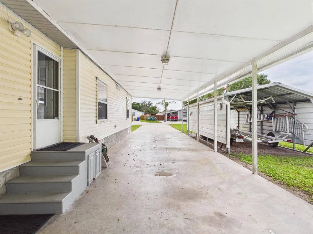 501 NE 8TH AVENUE Okeechobee, FL 34972