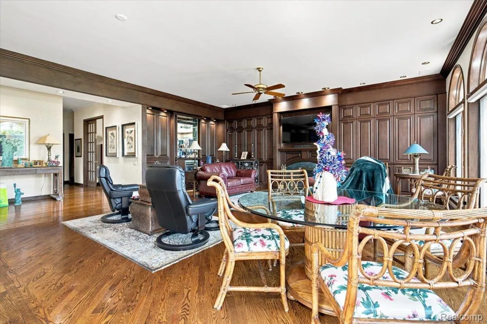4108 Gratiot Avenue Port Huron City, MI 48060