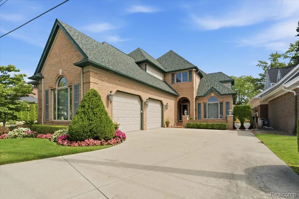 4108 Gratiot Avenue Port Huron City, MI 48060