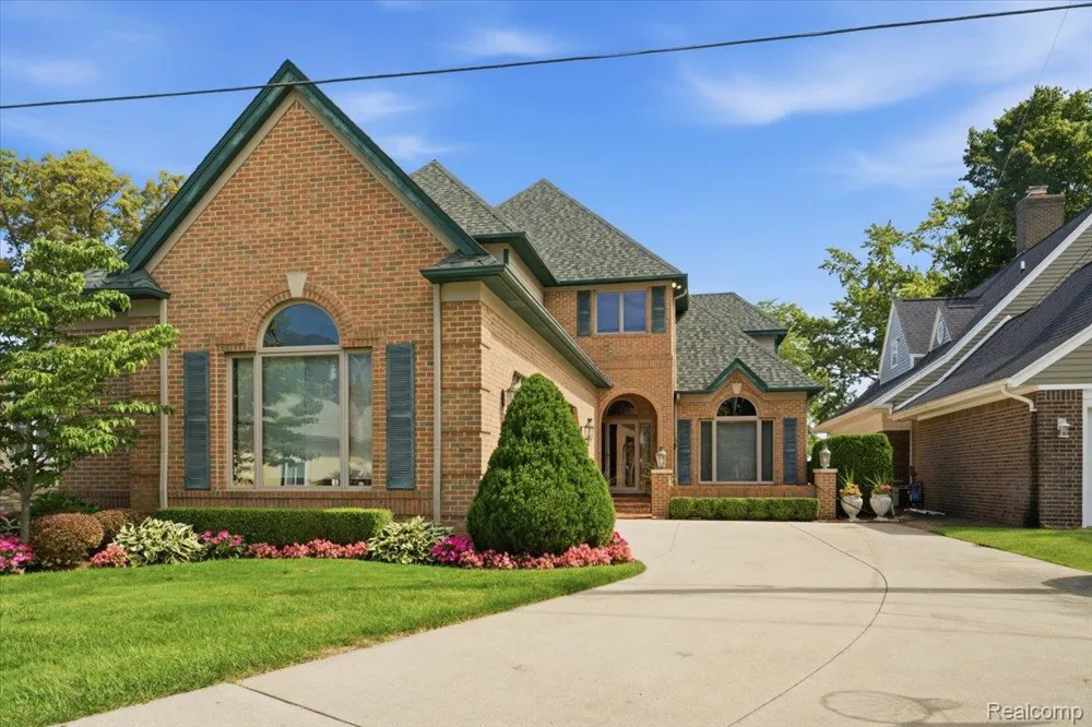 4108 Gratiot Avenue Port Huron City, MI 48060