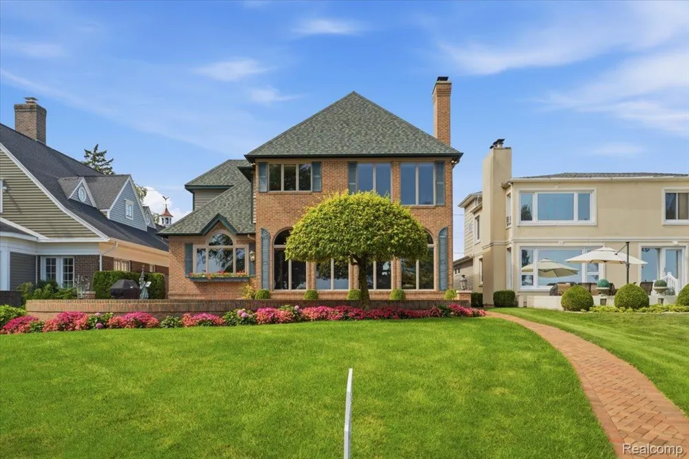4108 Gratiot Avenue Port Huron City, MI 48060