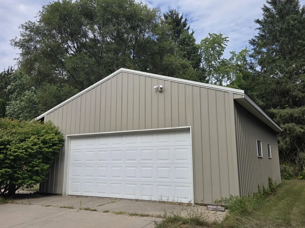 6119 Howard City Edmore Road Richland Township, MI 48891