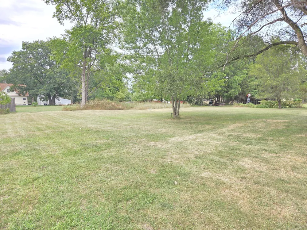 6119 Howard City Edmore Road Richland Township, MI 48891