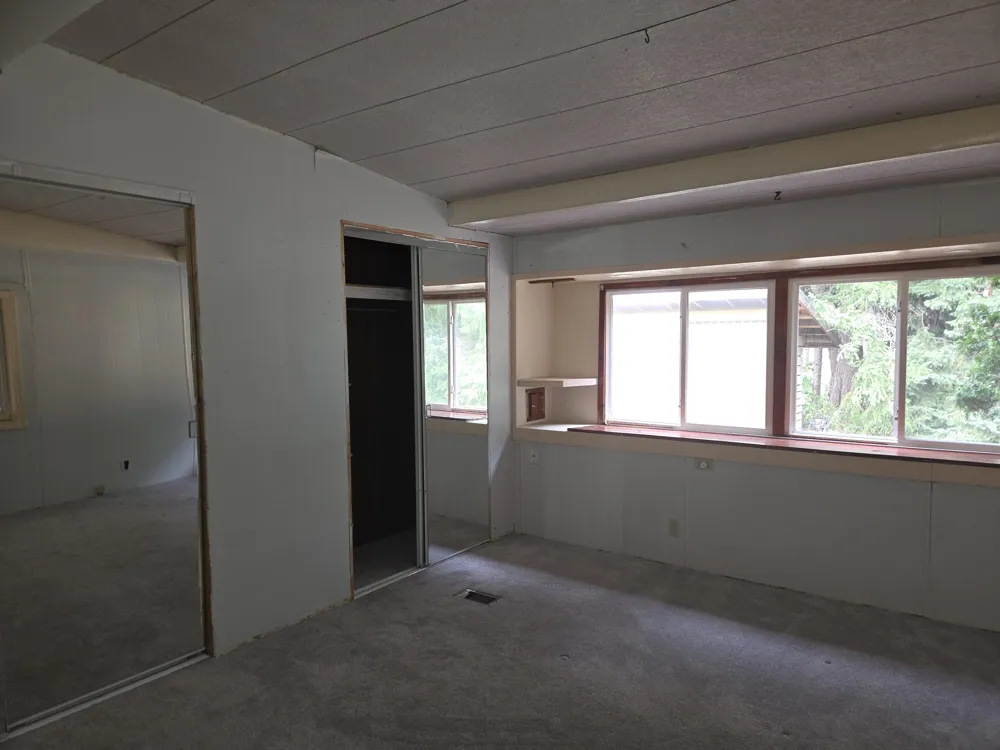 6119 Howard City Edmore Road Richland Township, MI 48891