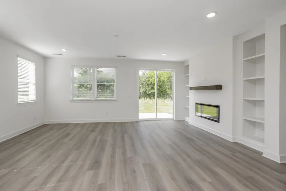 102 West Cassa Way Mount Juliet, TN 37122
