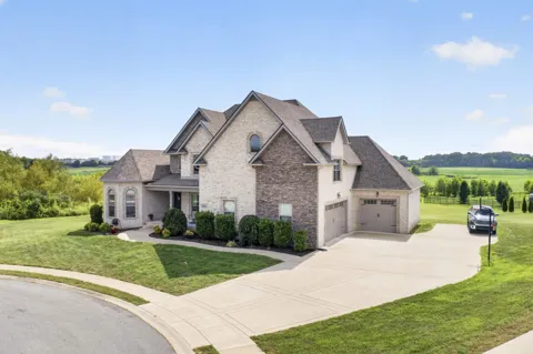 482 Archie Ct