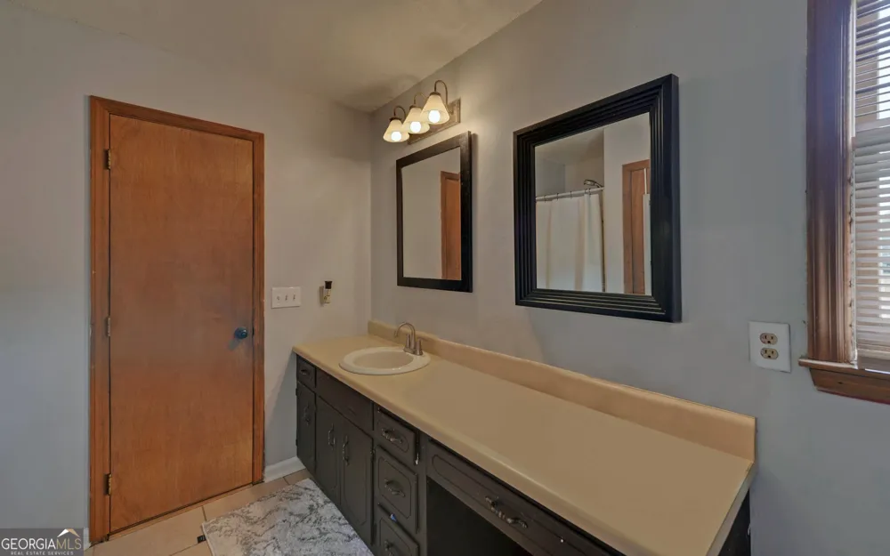 1120 Blair RD Mount Airy, GA 30563