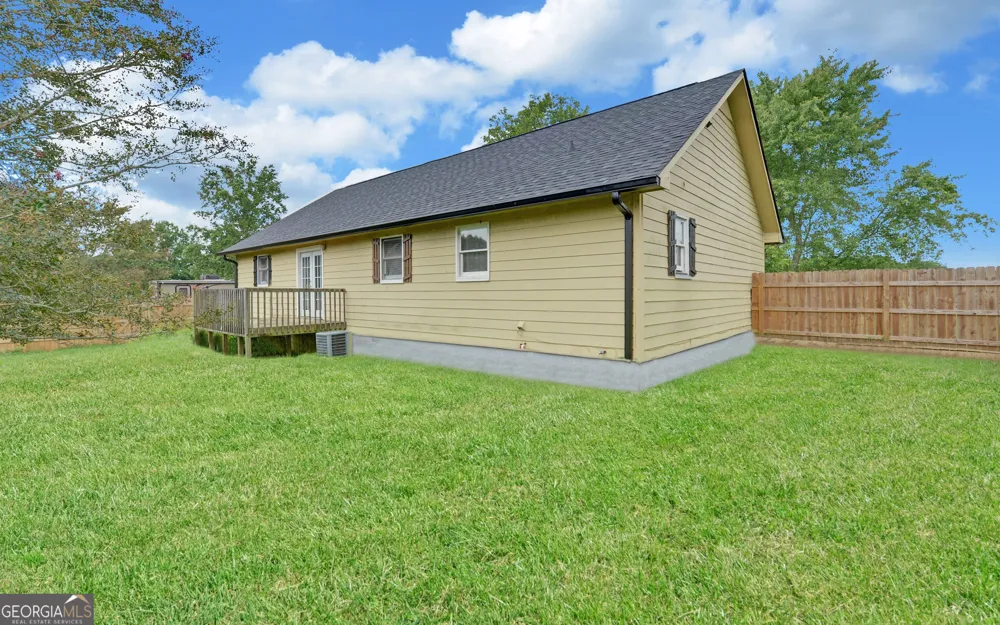 1120 Blair RD Mount Airy, GA 30563
