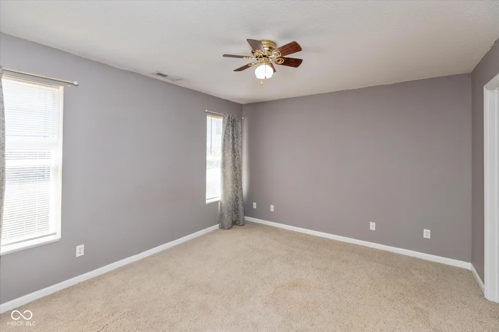 1009 Ebony Circle Franklin, IN 46131
