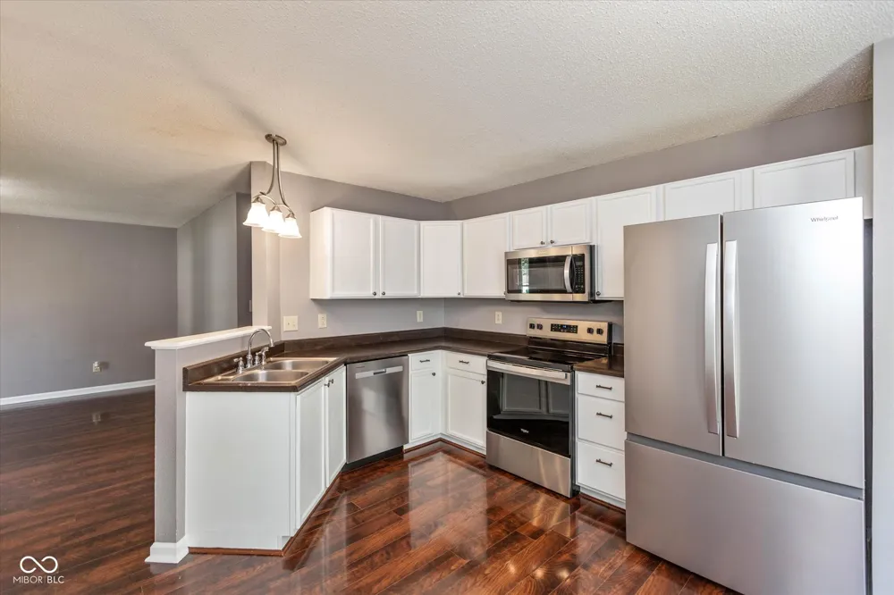 1009 Ebony Circle Franklin, IN 46131