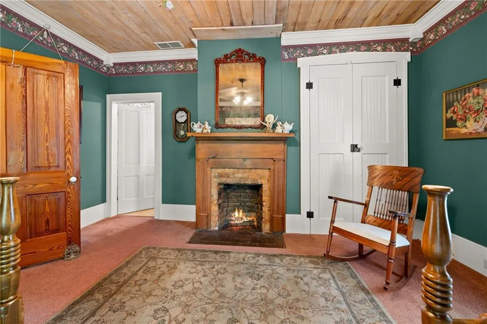 684 Grandview Avenue Mount Airy, GA 30563