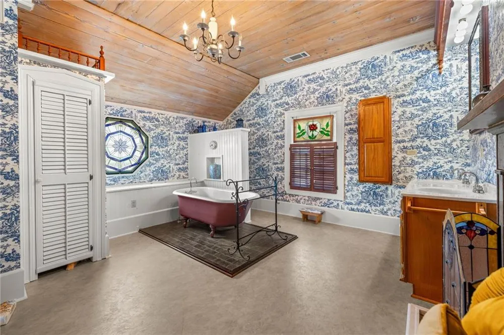 684 Grandview Avenue Mount Airy, GA 30563
