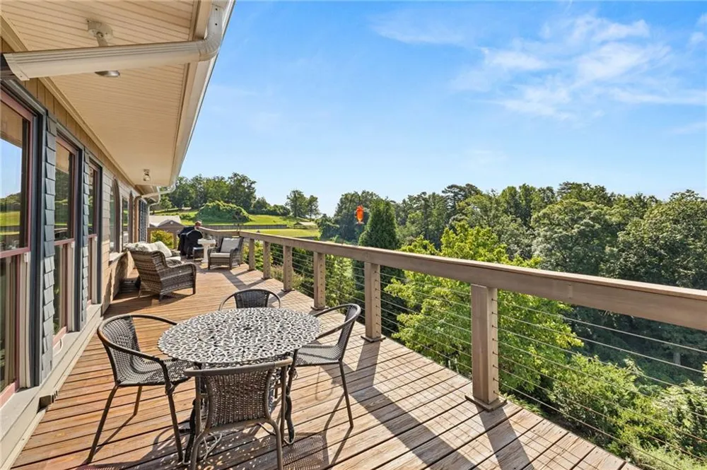 684 Grandview Avenue Mount Airy, GA 30563
