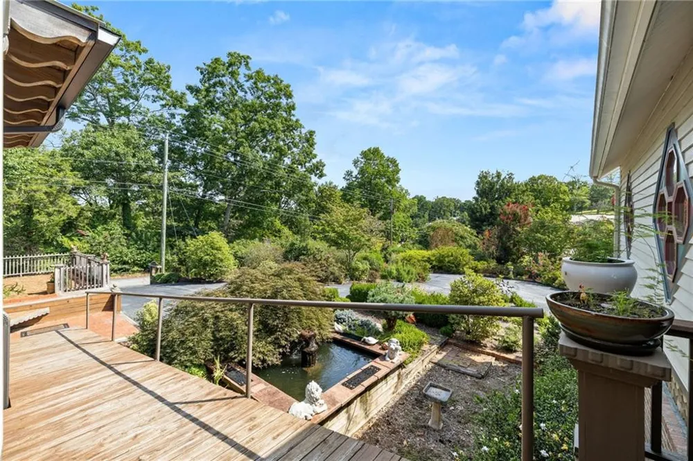 684 Grandview Avenue Mount Airy, GA 30563