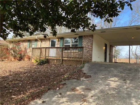 8475 Lee Road