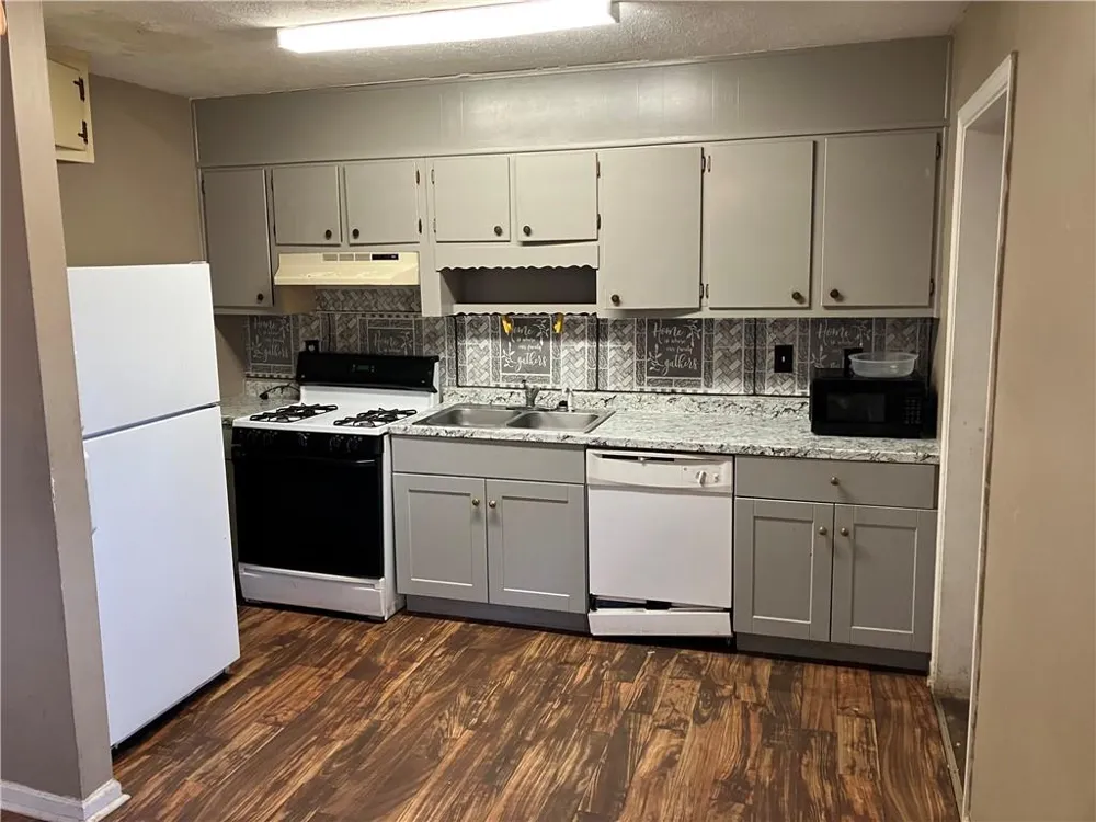 8475 Lee Road Lithia Springs, GA 30122