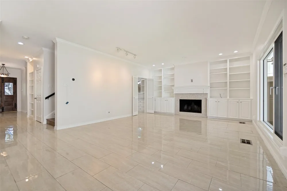 4516 Livingston Avenue Highland Park, TX 75205