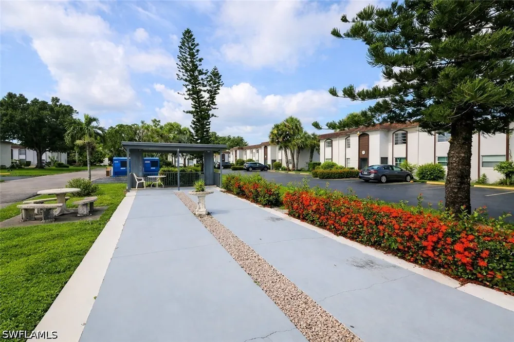 Jackson Street #C4 Fort Myers, FL 33901