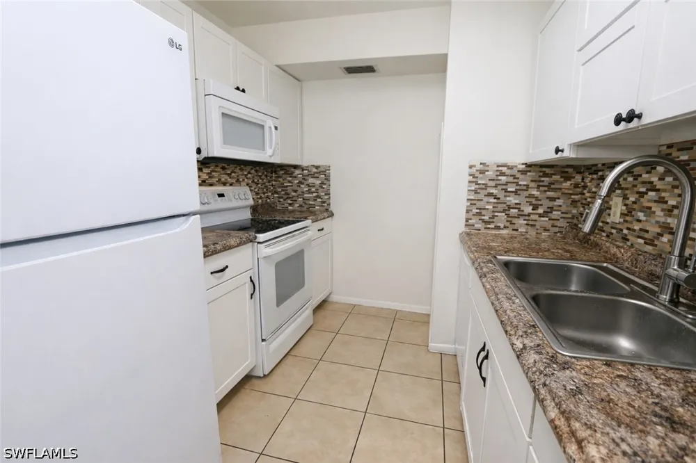 Jackson Street #C4 Fort Myers, FL 33901