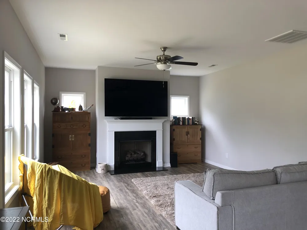 209 Legacy Lane Newport, NC 28570