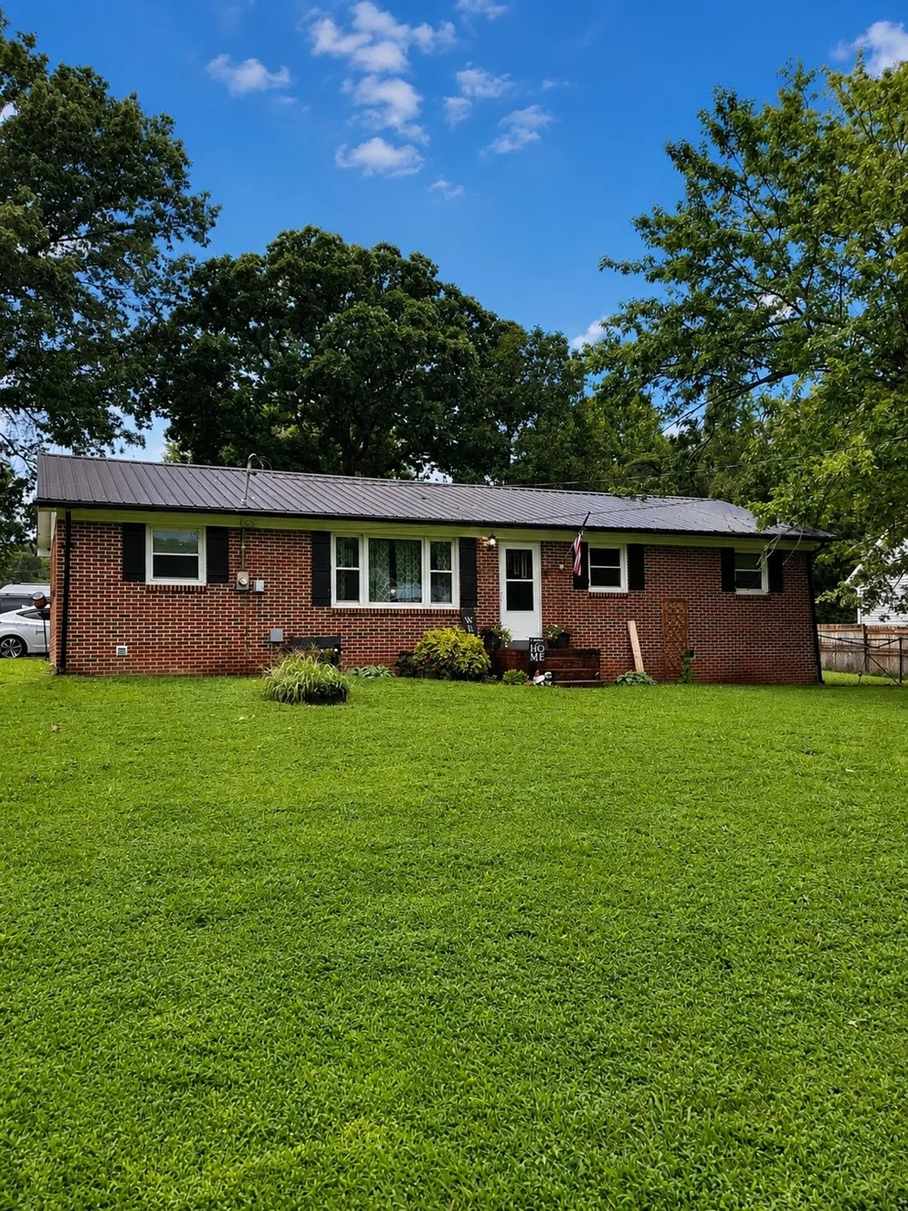 205 Dawn Dr McMinnville, TN 37110