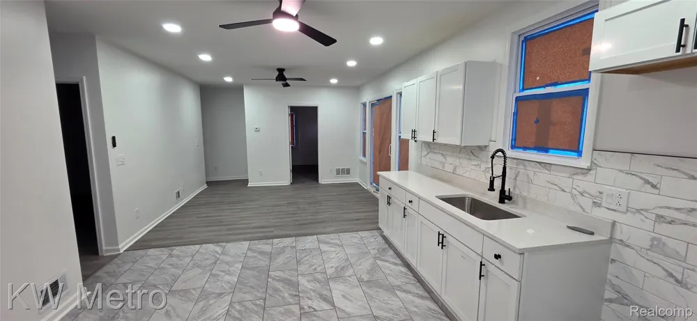 16765 Blackstone Street Detroit City, MI 48219