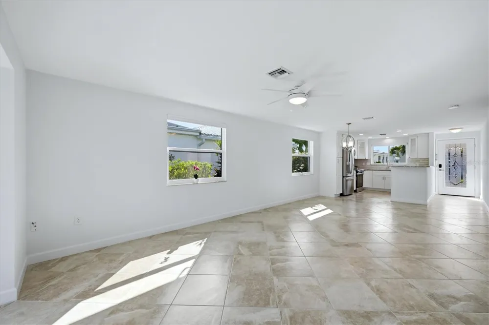 885 SPANISH DRIVE Longboat Key, FL 34228