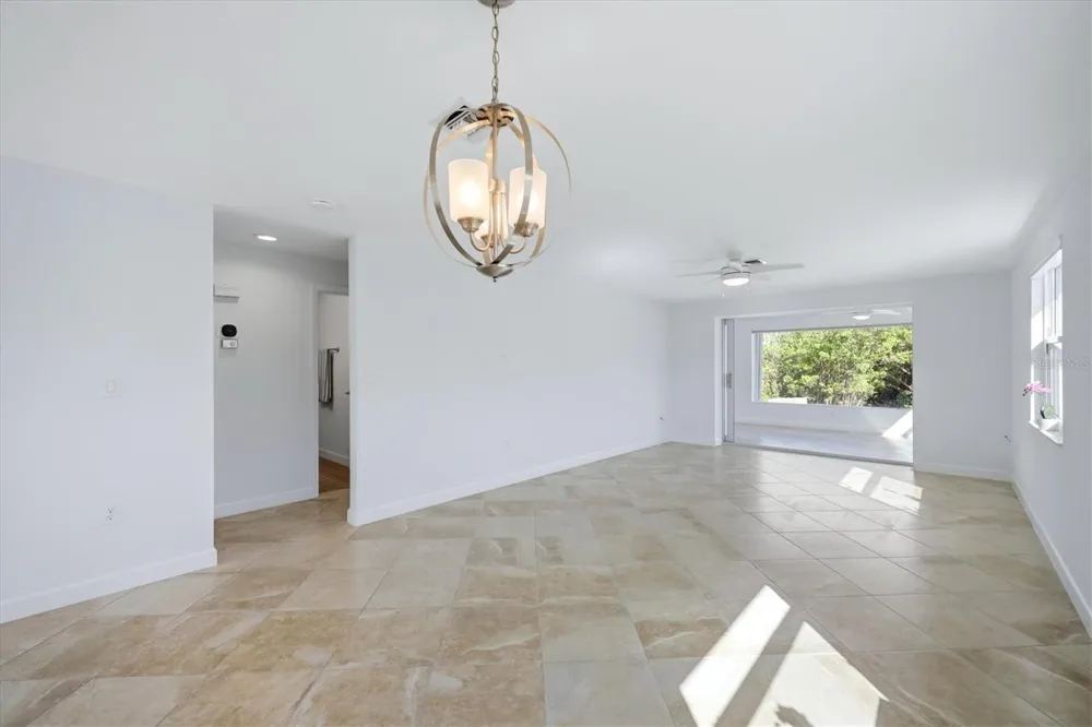 885 SPANISH DRIVE Longboat Key, FL 34228