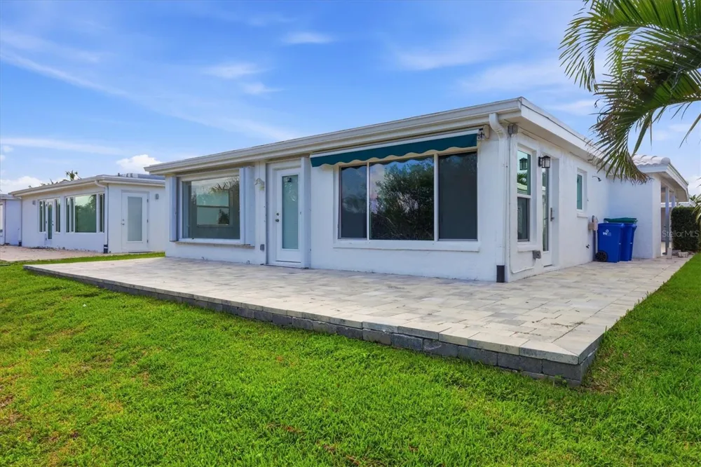885 SPANISH DRIVE Longboat Key, FL 34228