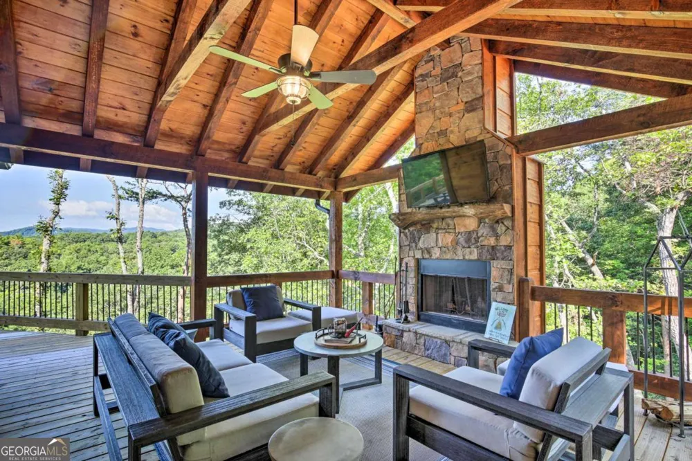 142 S Dream Catcher Blue Ridge, GA 30513