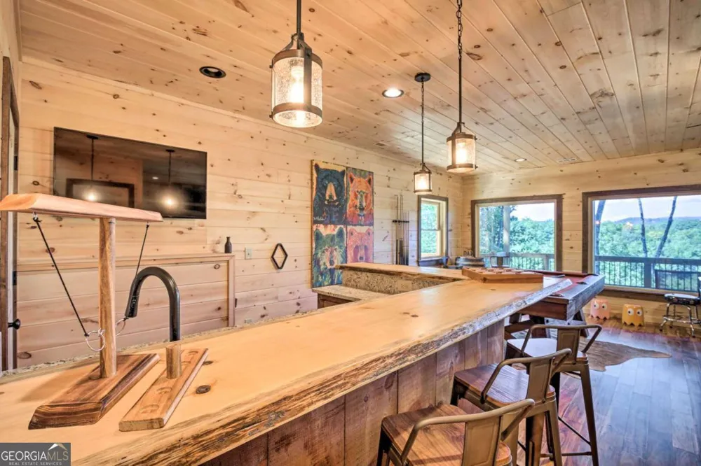 142 S Dream Catcher Blue Ridge, GA 30513