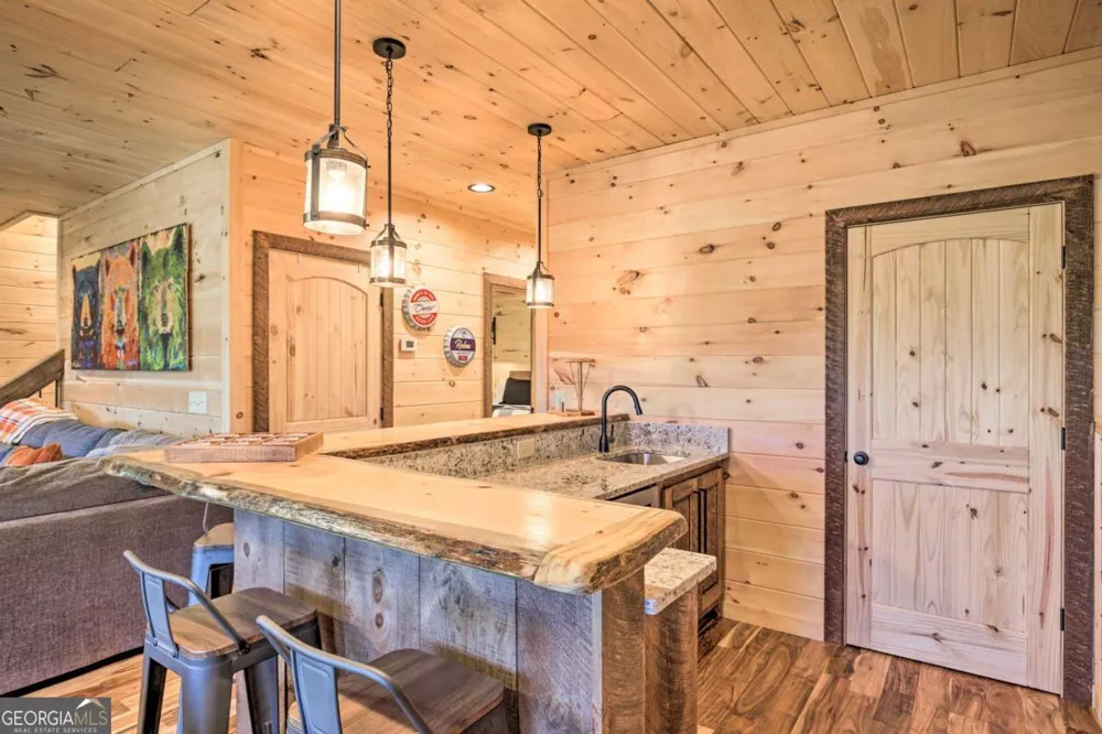 142 S Dream Catcher Blue Ridge, GA 30513