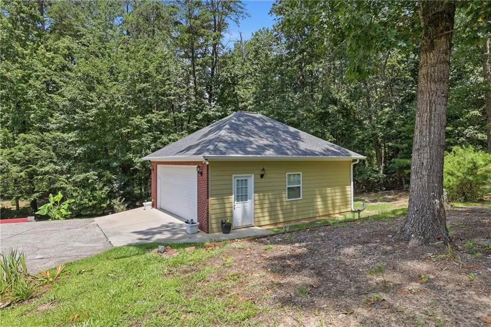 149 Tall Oaks Drive Alto, GA 30510