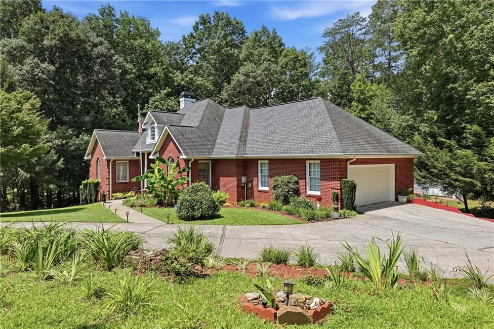 149 Tall Oaks Drive Alto, GA 30510