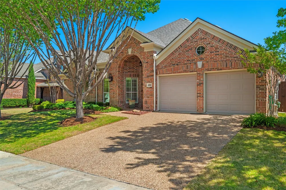 850 Woodview Drive Prosper, TX 75078