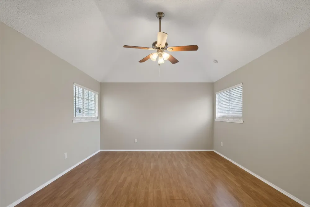 2201 W Brooklake Street Denton, TX 76207